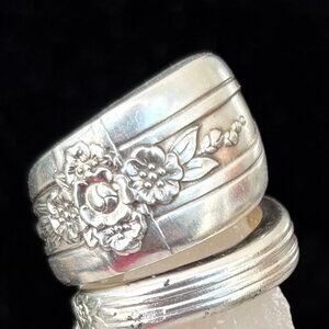 Floral Silverware Ring Silver Plated Flateware Size 5.5